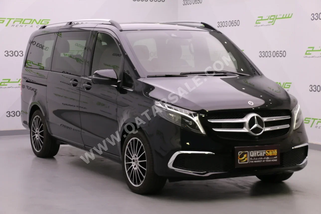 Mercedes-Benz  V-Class  250  2023  Automatic  621 Km  4 Cylinder  Rear Wheel Drive (RWD)  Van / Bus  Black