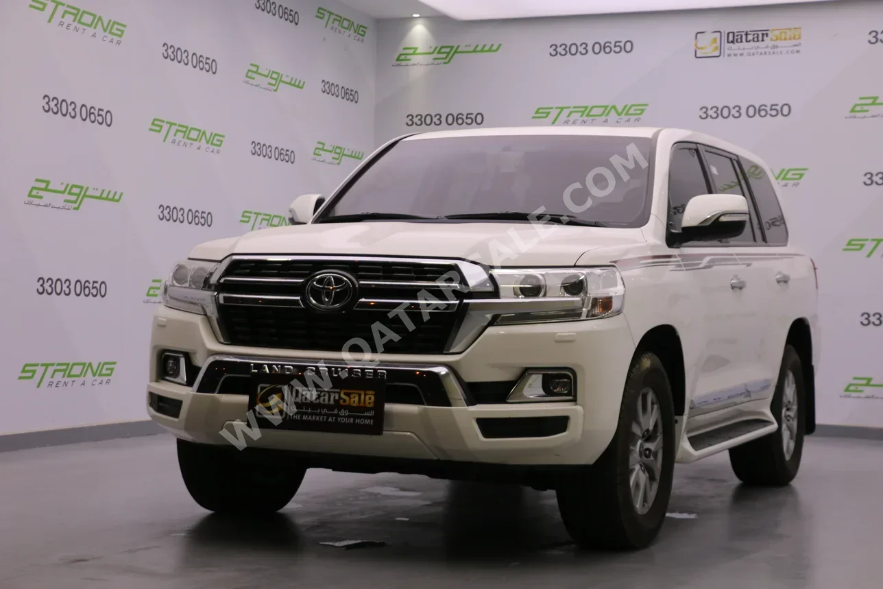 Toyota  Land Cruiser  GXR  2021  Automatic  106,000 Km  6 Cylinder  Four Wheel Drive (4WD)  SUV  White