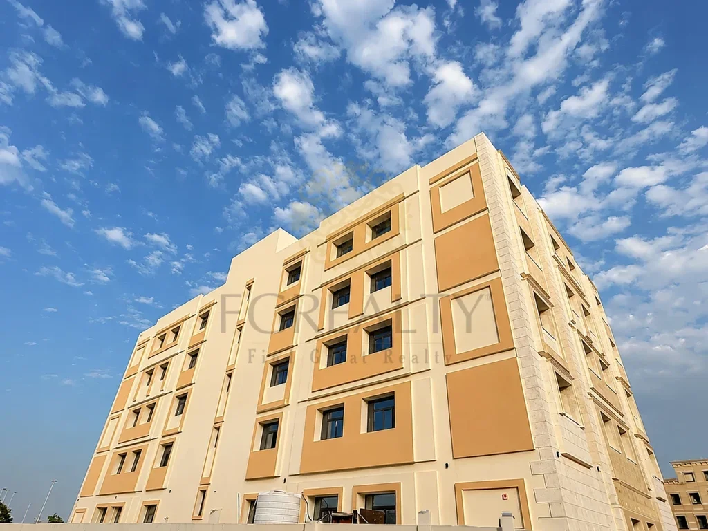 مباني ,ابراج ومجمعات - تجارية  - لوسيل  للبيع  - جبل ثعيلب