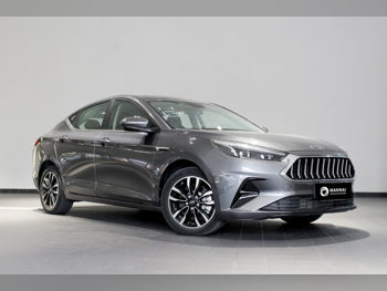 JAC Motors  J7  Intelligent  2024  Automatic  37,625 Km  4 Cylinder  Front Wheel Drive (FWD)  Sedan  Gray  With Warranty
