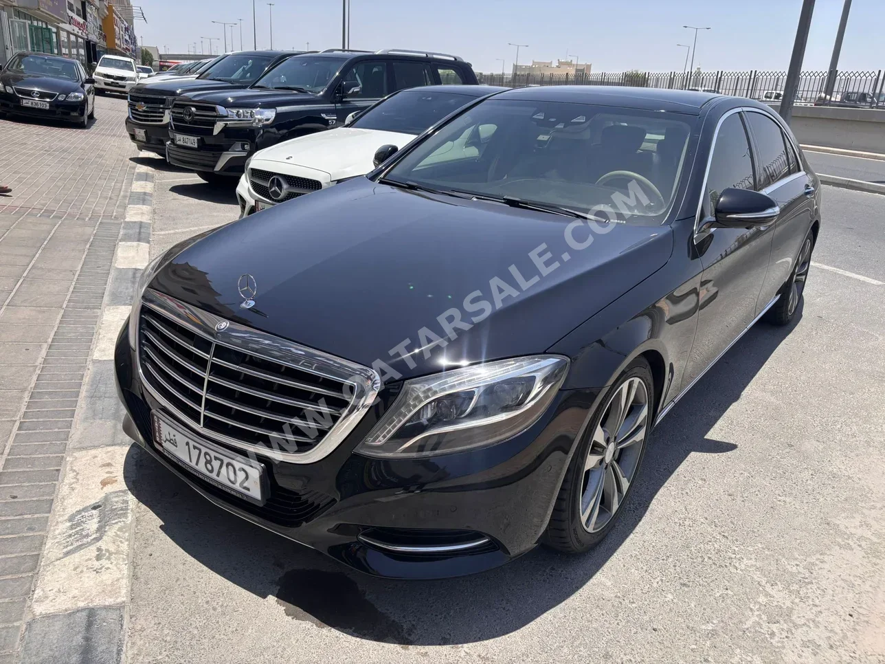 مرسيدس - بنز  اس - كلاس  400  2015  اوتوماتيك  96,000 كم  6 سلندر  دفع خلفي  سيدان  أسود