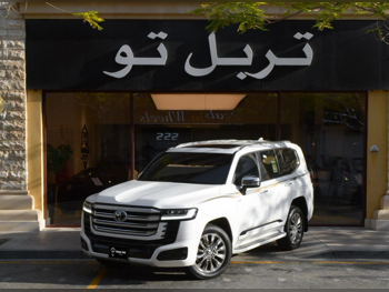 تويوتا  لاند كروزر  في اكس ار توين توربو  2025  اوتوماتيك  7,000 كم  6 سلندر  دفع رباعي  اس يو في  أبيض  تحت الضمان