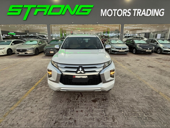 Mitsubishi  Pajero  Montero Sport  2023  Automatic  59,000 Km  6 Cylinder  Four Wheel Drive (4WD)  SUV  White