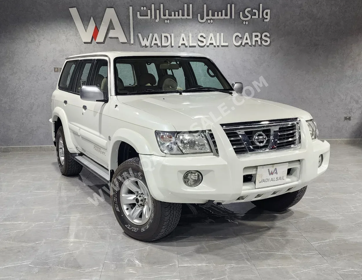 نيسان  باترول  سفاري  2004  عادي  262,000 كم  6 سلندر  دفع رباعي  اس يو في  أبيض