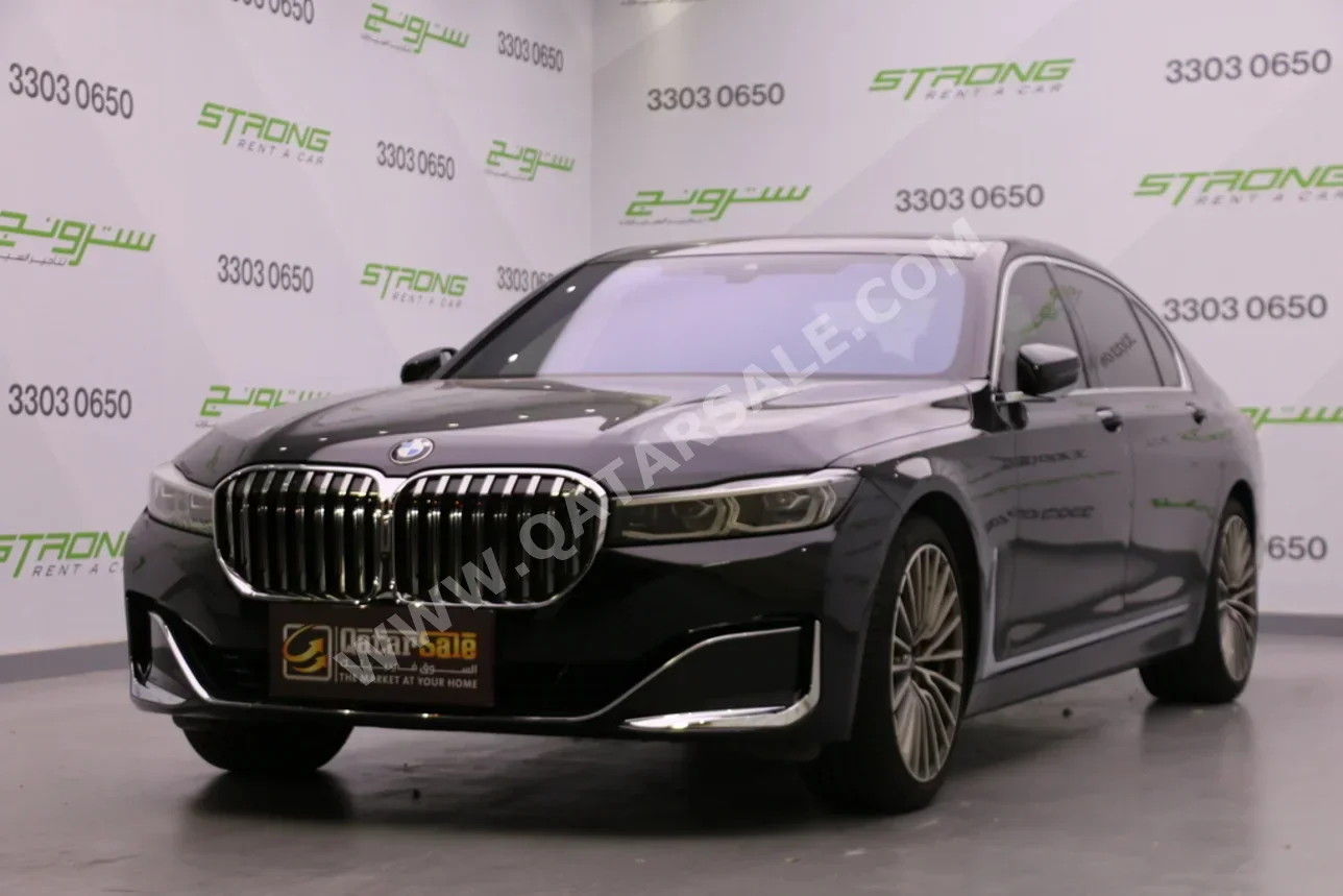 بي ام دبليو  الفئة - السابعة  730 Li  2022  اوتوماتيك  45,800 كم  4 سلندر  دفع خلفي  سيدان  أسود  تحت الضمان