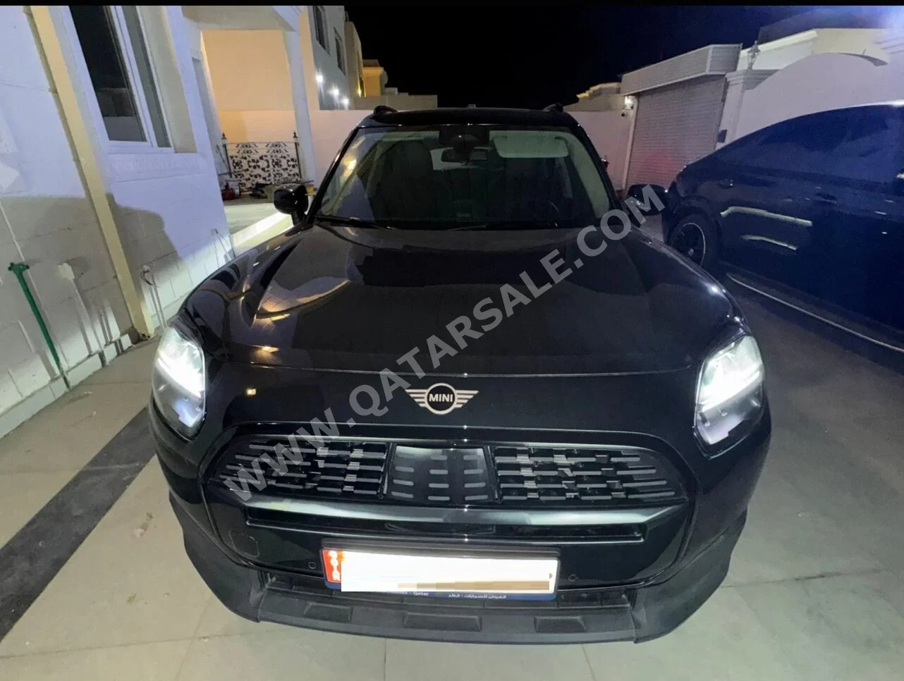Mini Cooper CountryMan 2025 Automatic 3,310 Km 4 Cylinder Rear Wheel Drive (RWD) Hatchback Black With Warranty