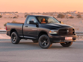 Dodge Ram 1500 2012 Automatic 184,000 Km 8 Cylinder Four Wheel Drive (4WD) Pick Up Black