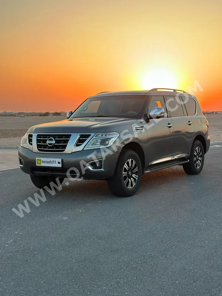 Nissan Patrol SE 2017 Automatic 150,000 Km 6 Cylinder Four Wheel Drive (4WD) SUV Gray