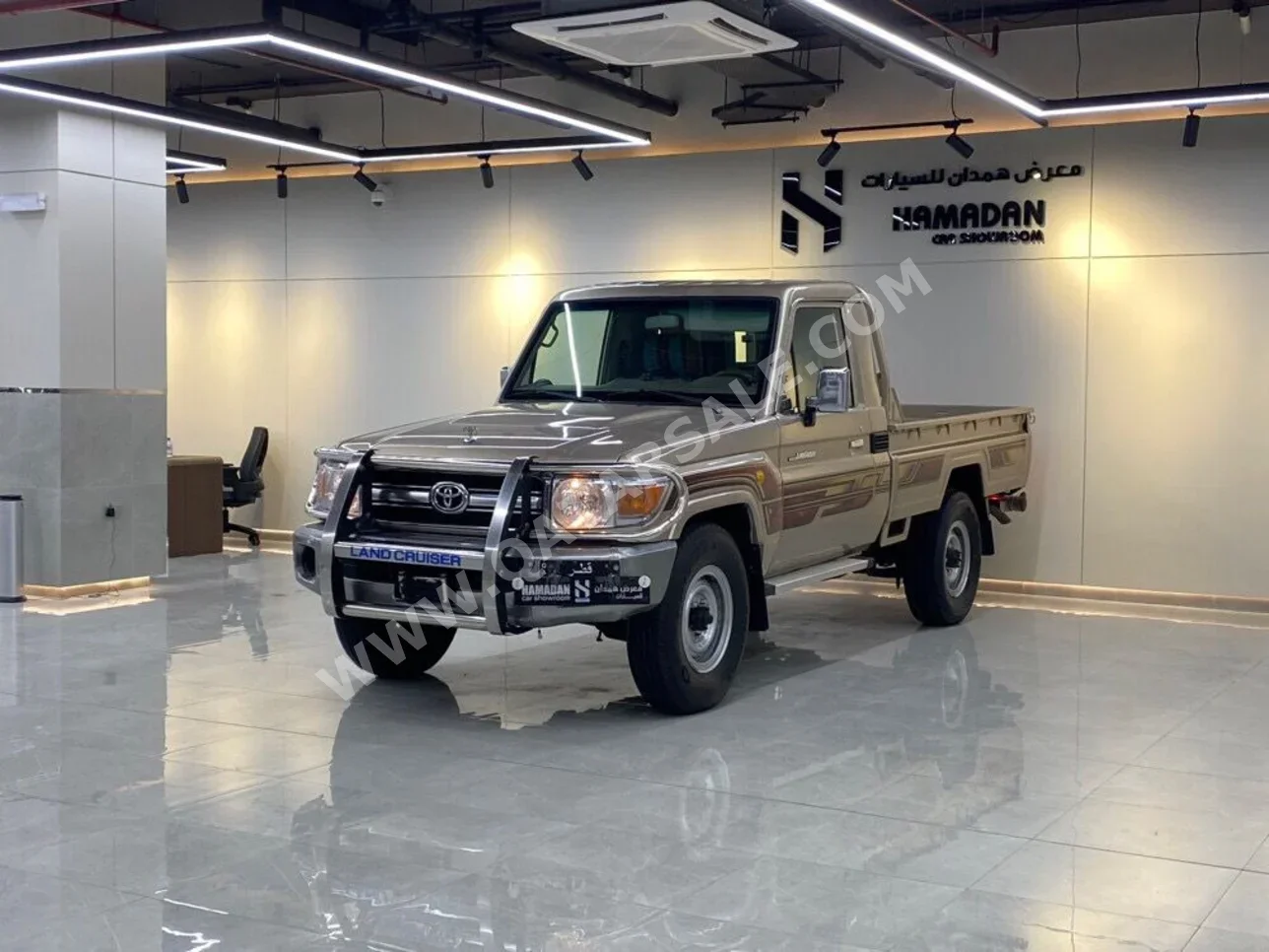 Toyota Land Cruiser LX 2012 Manual 355,000 Km 6 Cylinder Four Wheel Drive (4WD) Pick Up Beige