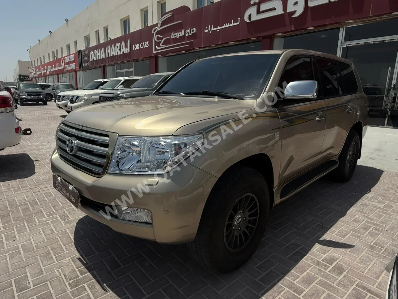 Toyota  Land Cruiser  VXR  2008  Automatic  350,000 Km  8 Cylinder  Four Wheel Drive (4WD)  SUV  Gold