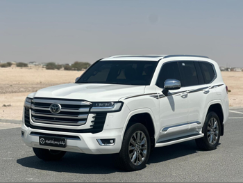 Toyota  Land Cruiser  VXR Twin Turbo  2023  Automatic  92,000 Km  6 Cylinder  Four Wheel Drive (4WD)  SUV  White  With Warranty
