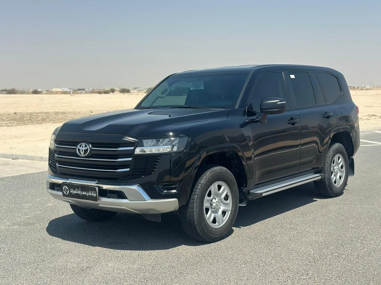 Toyota  Land Cruiser  GX  2024  Automatic  40,000 Km  6 Cylinder  Four Wheel Drive (4WD)  SUV  Black  With Warranty