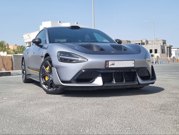 Xiaomi SU7 Ultra 2025 Automatic 16,600 Km 0 Cylinder All Wheel Drive (AWD) Sedan Silver