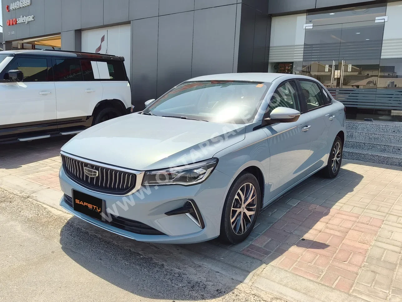 Geely  Emgrand  2025  Automatic  53,802 Km  4 Cylinder  Front Wheel Drive (FWD)  Sedan  Silver  With Warranty