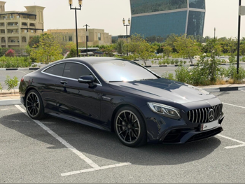 مرسيدس - بنز اس - كلاس 560 Coupe 2018 اوتوماتيك 68,000 كم 8 سلندر دفع كلي مستمر كوبيه \ سبورت أزرق غامق