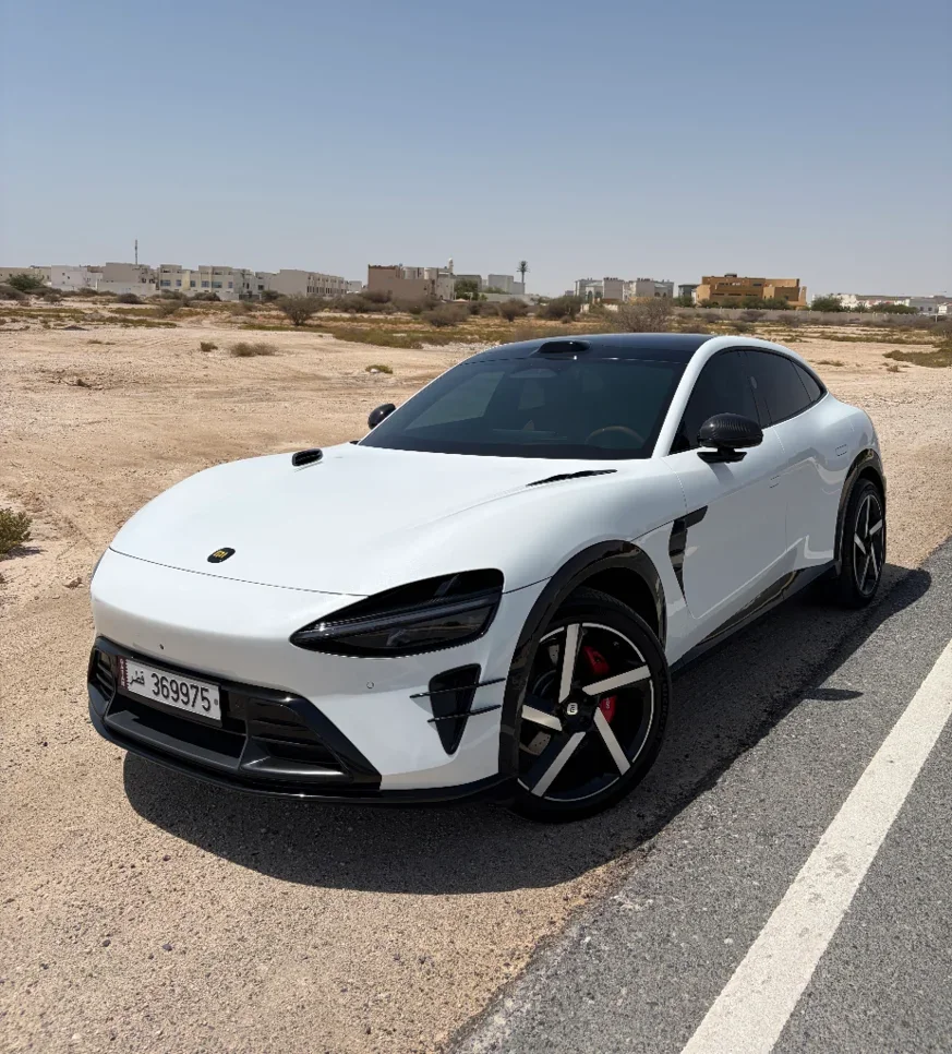Xiaomi YU7 Max 2026 Automatic 15,000 Km 0 Cylinder All Wheel Drive (AWD) Sedan White