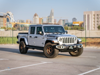 Jeep Gladiator 2020 Automatic 60,900 Km 6 Cylinder Four Wheel Drive (4WD) Pick Up Silver