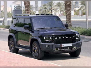 Jetour  T2  Luxury  2025  Automatic  48,000 Km  4 Cylinder  Four Wheel Drive (4WD)  SUV  Black  With Warranty