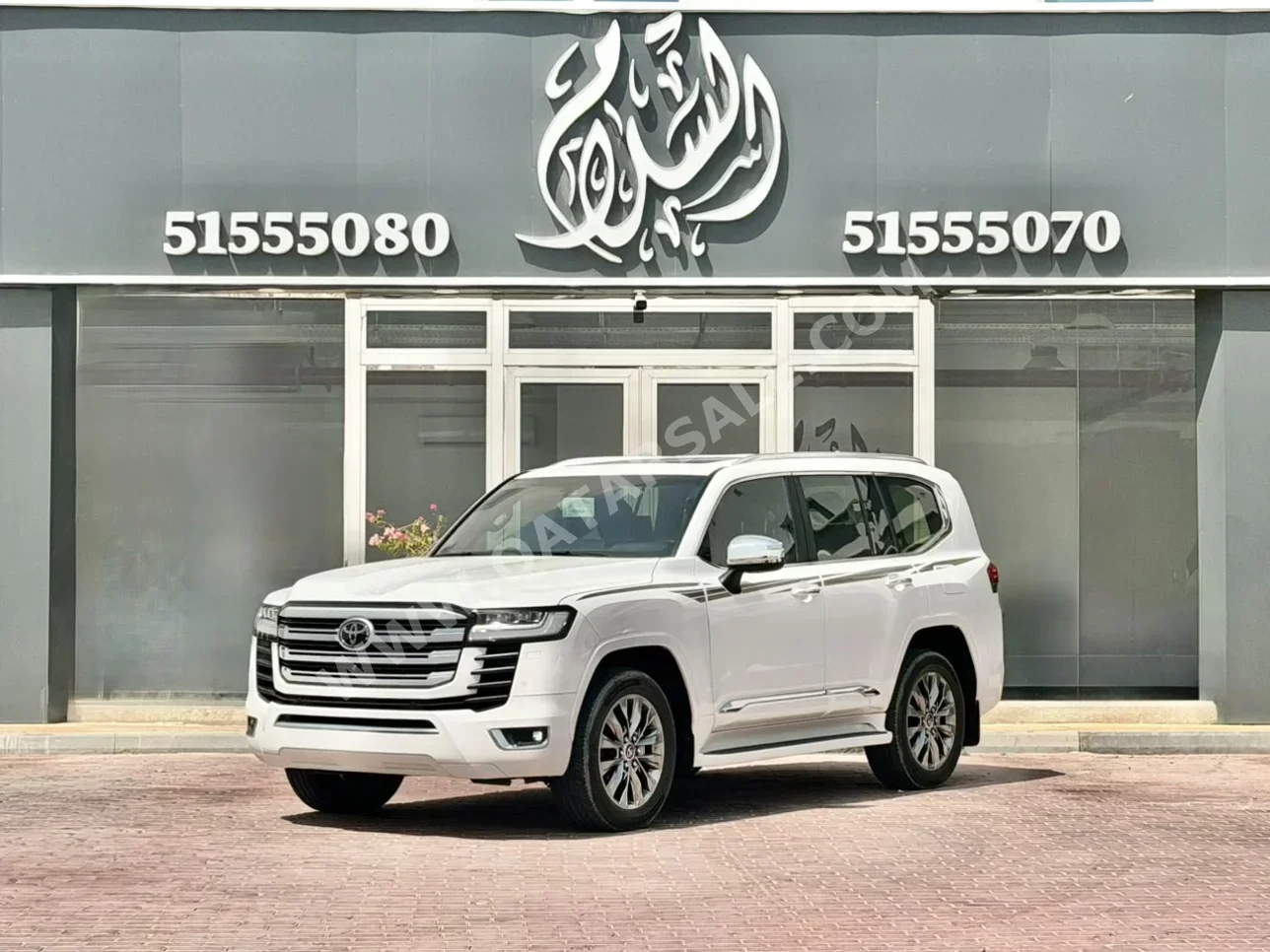 Toyota  Land Cruiser  VXR Twin Turbo  2024  Automatic  94,000 Km  6 Cylinder  Four Wheel Drive (4WD)  SUV  White  With Warranty