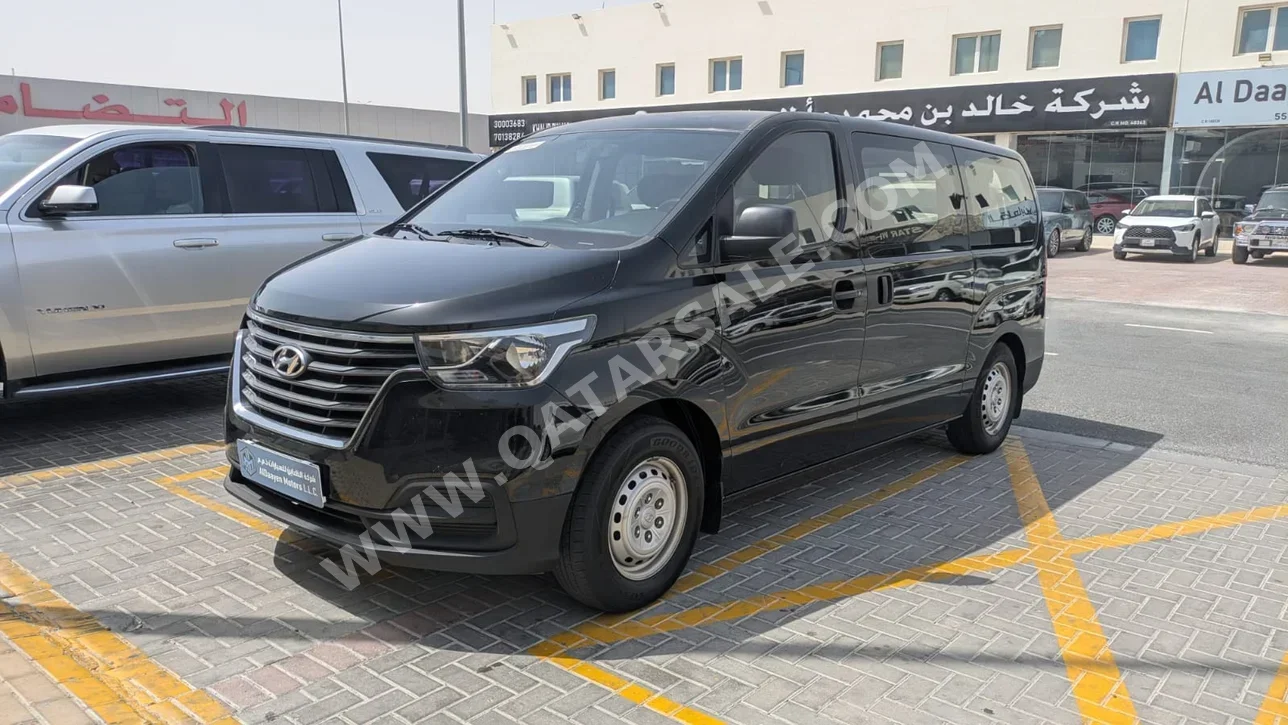 هيونداي فان اتش وان 2019 اوتوماتيك 168,000 كم 4 سلندر دفع خلفي فان \ باص أسود