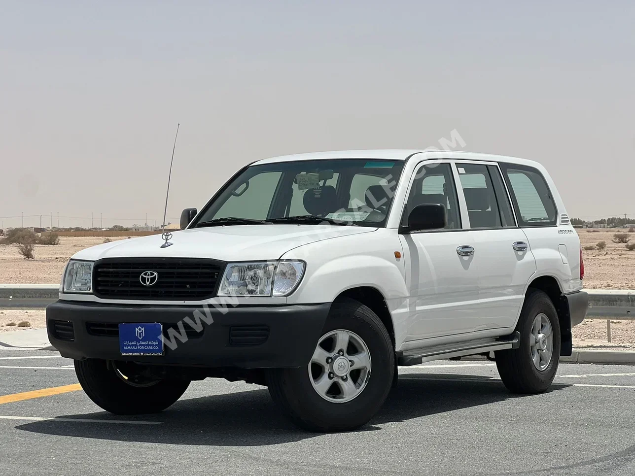 تويوتا لاند كروزر جي اكس 2002 عادي 196,000 كم 6 سلندر دفع رباعي اس يو في أبيض