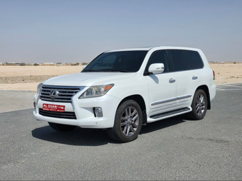 Lexus LX 570 2013 Automatic 343,000 Km 8 Cylinder Four Wheel Drive (4WD) SUV White