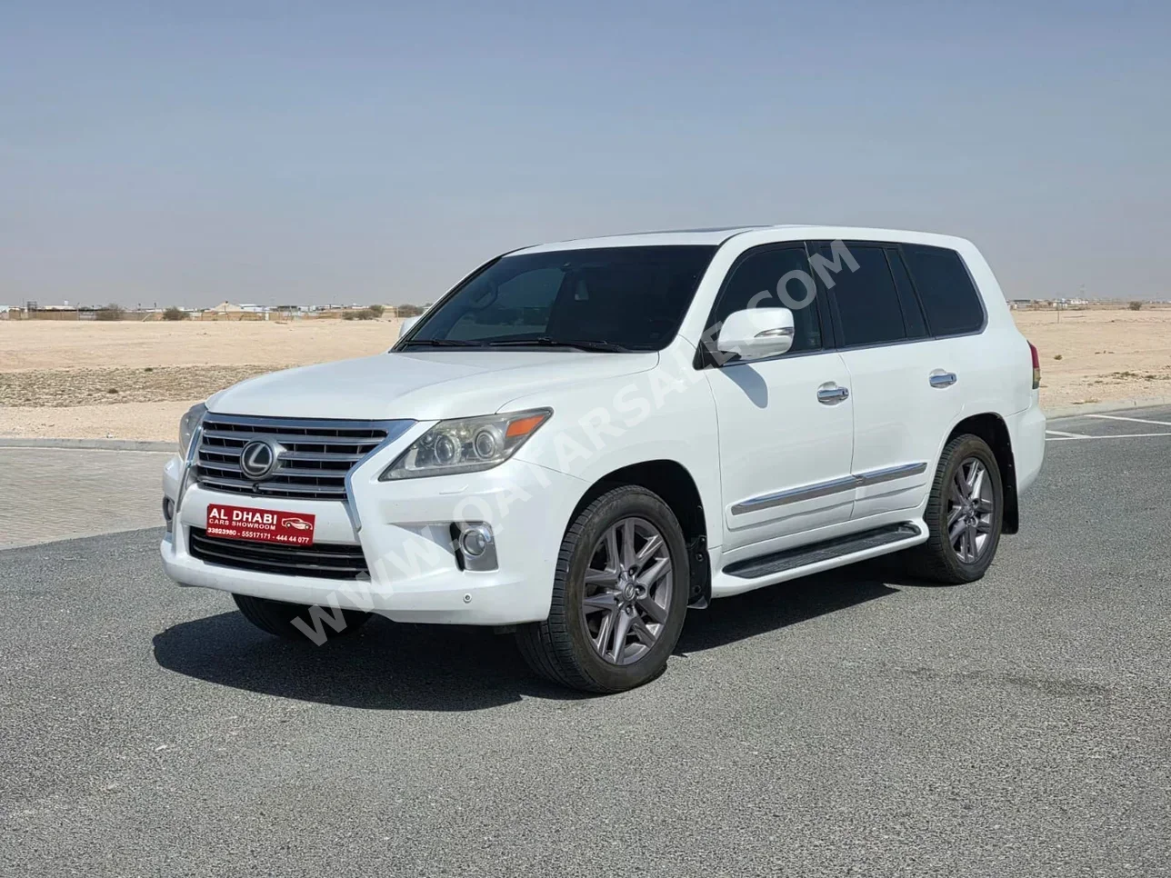Lexus LX 570 2013 Automatic 343,000 Km 8 Cylinder Four Wheel Drive (4WD) SUV White