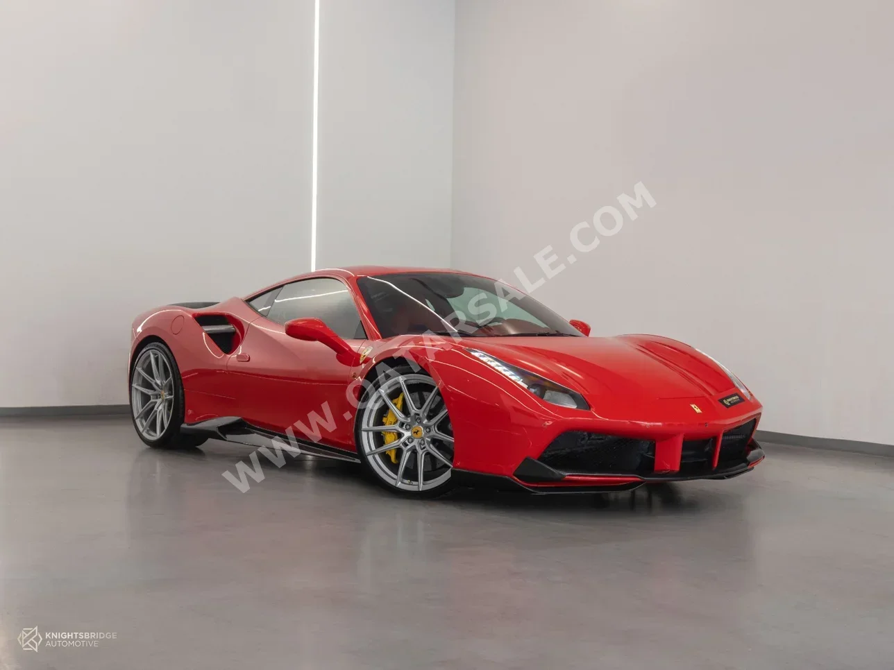 Ferrari 488 GTB 2017 Automatic 28,900 Km 8 Cylinder Rear Wheel Drive (RWD) Coupe / Sport Red