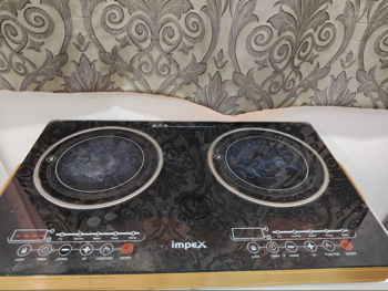 Cooktops 2 /  Electric  Black  Smoothtop