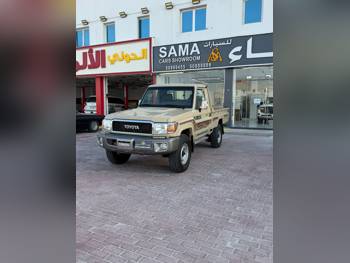 تويوتا لاند كروزر ال اكس 2022 عادي 168,000 كم 6 سلندر دفع رباعي بيكب بيج