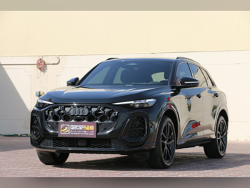 Audi Q5 3.0 T S-Line 2025 Automatic 17,000 Km 4 Cylinder Four Wheel Drive (4WD) SUV Black With Warranty
