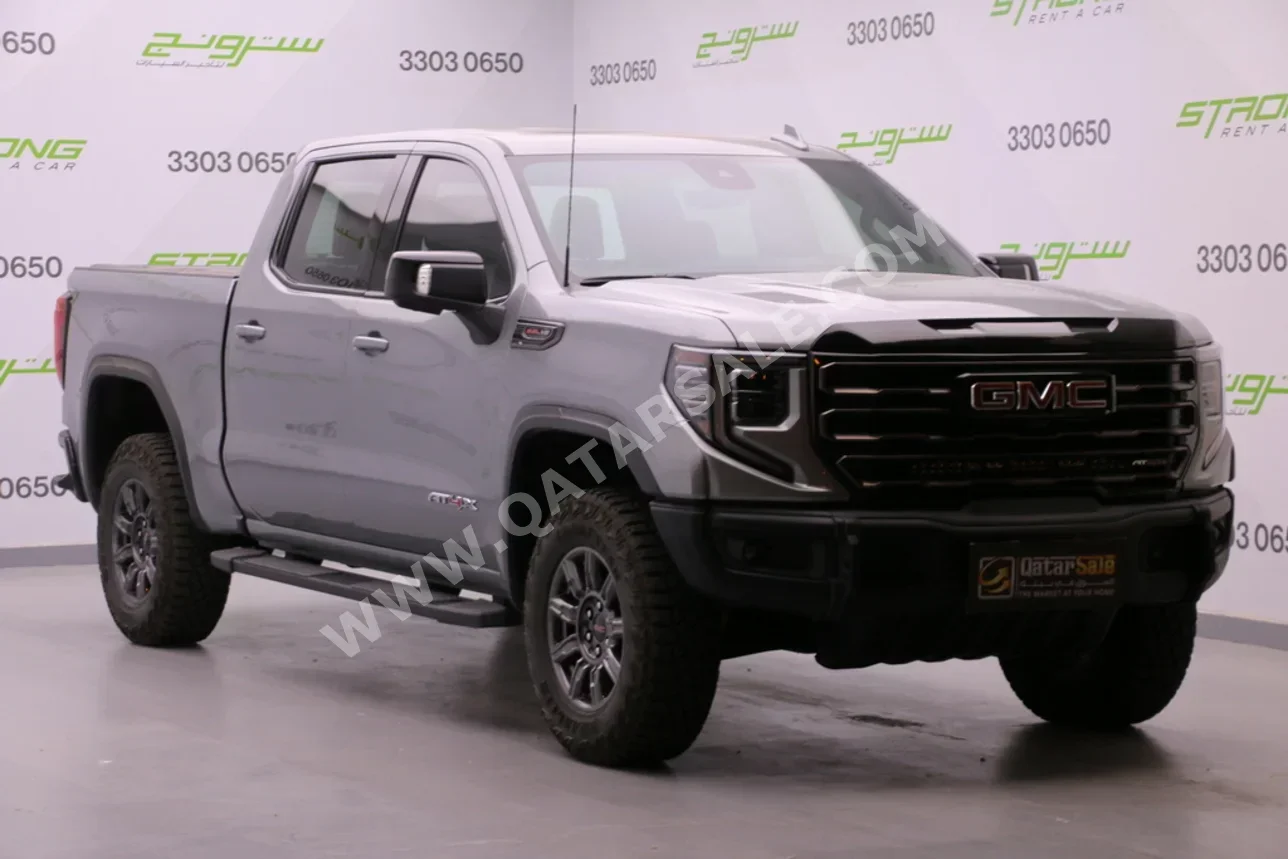 GMC Sierra AT4 2025 Automatic 11,000 Km 8 Cylinder Four Wheel Drive (4WD) Pick Up Gray With Warranty