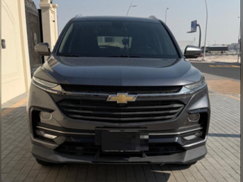 Chevrolet Captiva Premier 2026 Automatic 5,800 Km 4 Cylinder Four Wheel Drive (4WD) SUV Gray With Warranty