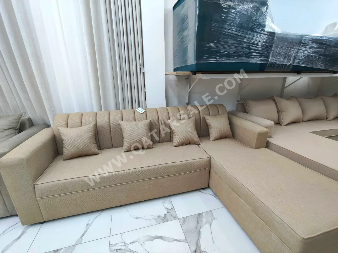 الأرائك والكنب والكراسي شكل L