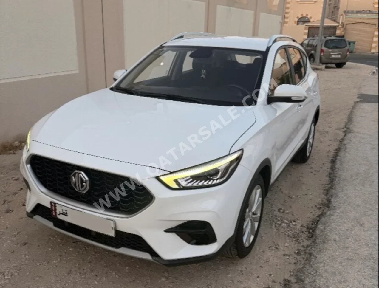 ام جي  زد اس  2023  اوتوماتيك  39,200 كم  4 سلندر  سحب امامي  اس يو في  أبيض  تحت الضمان