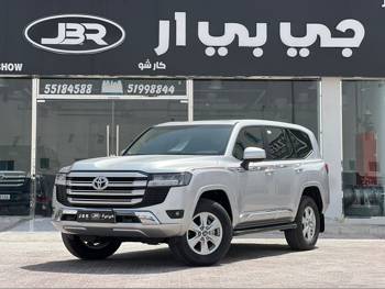 Toyota  Land Cruiser  GXR  2026  Automatic  10,000 Km  6 Cylinder  Four Wheel Drive (4WD)  SUV  Silver  With Warranty