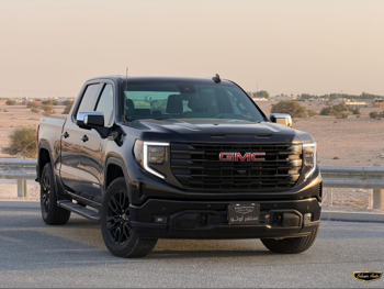 GMC Sierra Elevation 2025 Automatic 17,000 Km 8 Cylinder Four Wheel Drive (4WD) Pick Up Black With Warranty