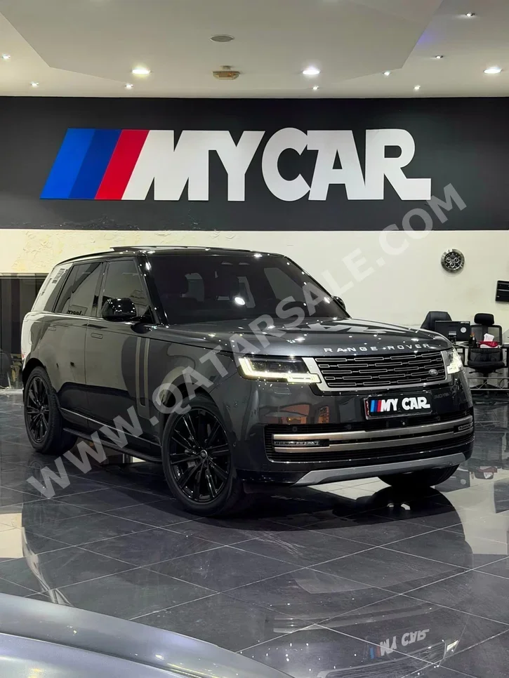 Land Rover Range Rover Vogue HSE 2023 Automatic 35,000 Km 8 Cylinder Four Wheel Drive (4WD) SUV Gray With Warranty