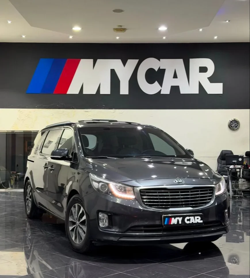 Kia Carnival 2016 Automatic 112,000 Km 6 Cylinder Front Wheel Drive (FWD) Van / Bus Gray