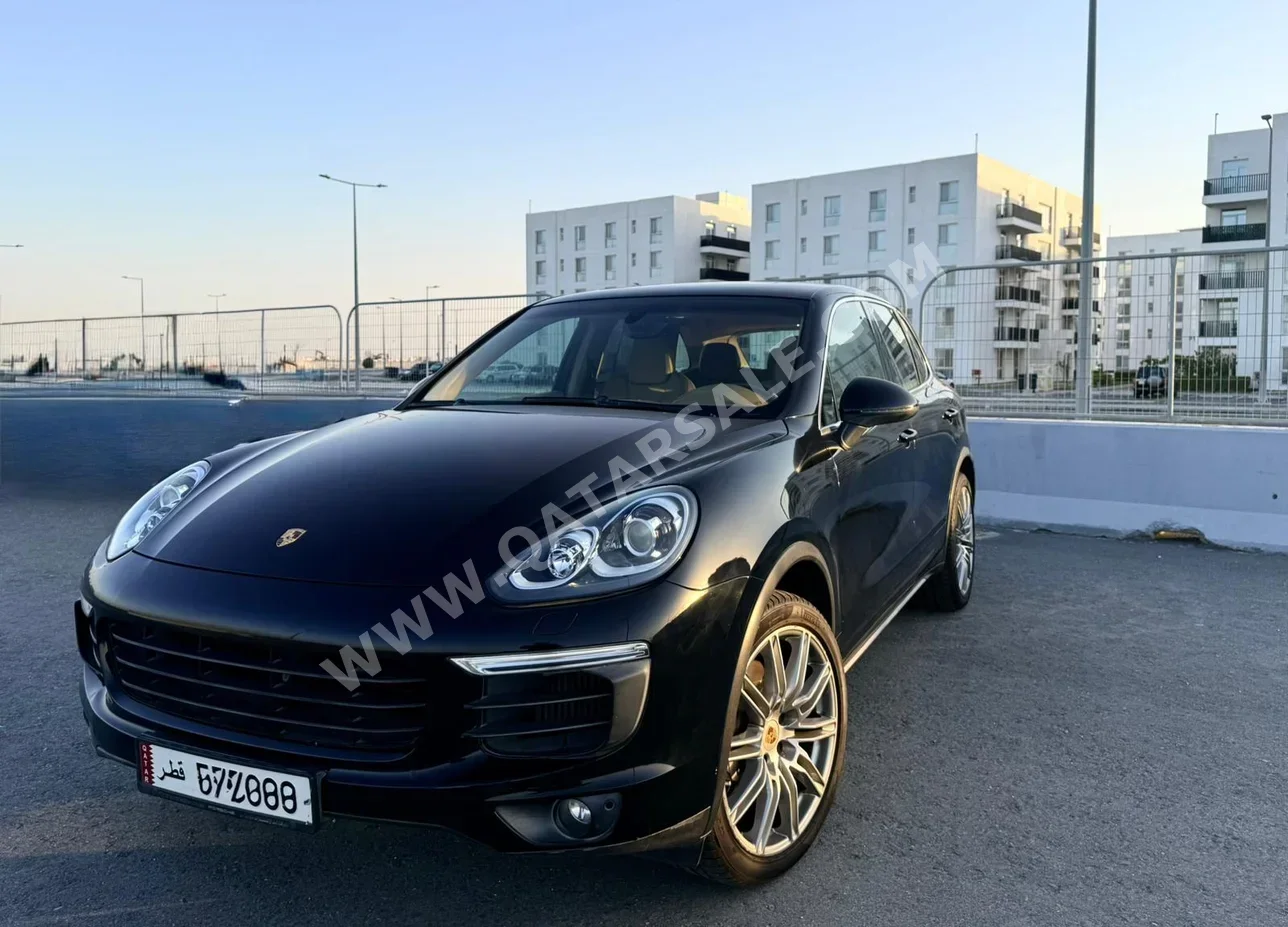 Porsche  Cayenne  S  2015  Automatic  83,000 Km  6 Cylinder  Four Wheel Drive (4WD)  SUV  Black