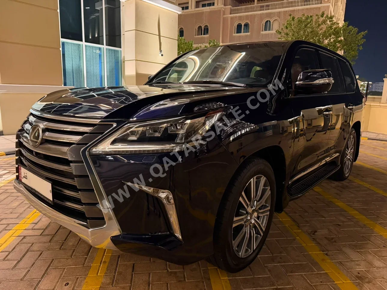 لكزس  ال اكس  570  2017  اوتوماتيك  145,000 كم  8 سلندر  دفع رباعي  اس يو في  أزرق غامق