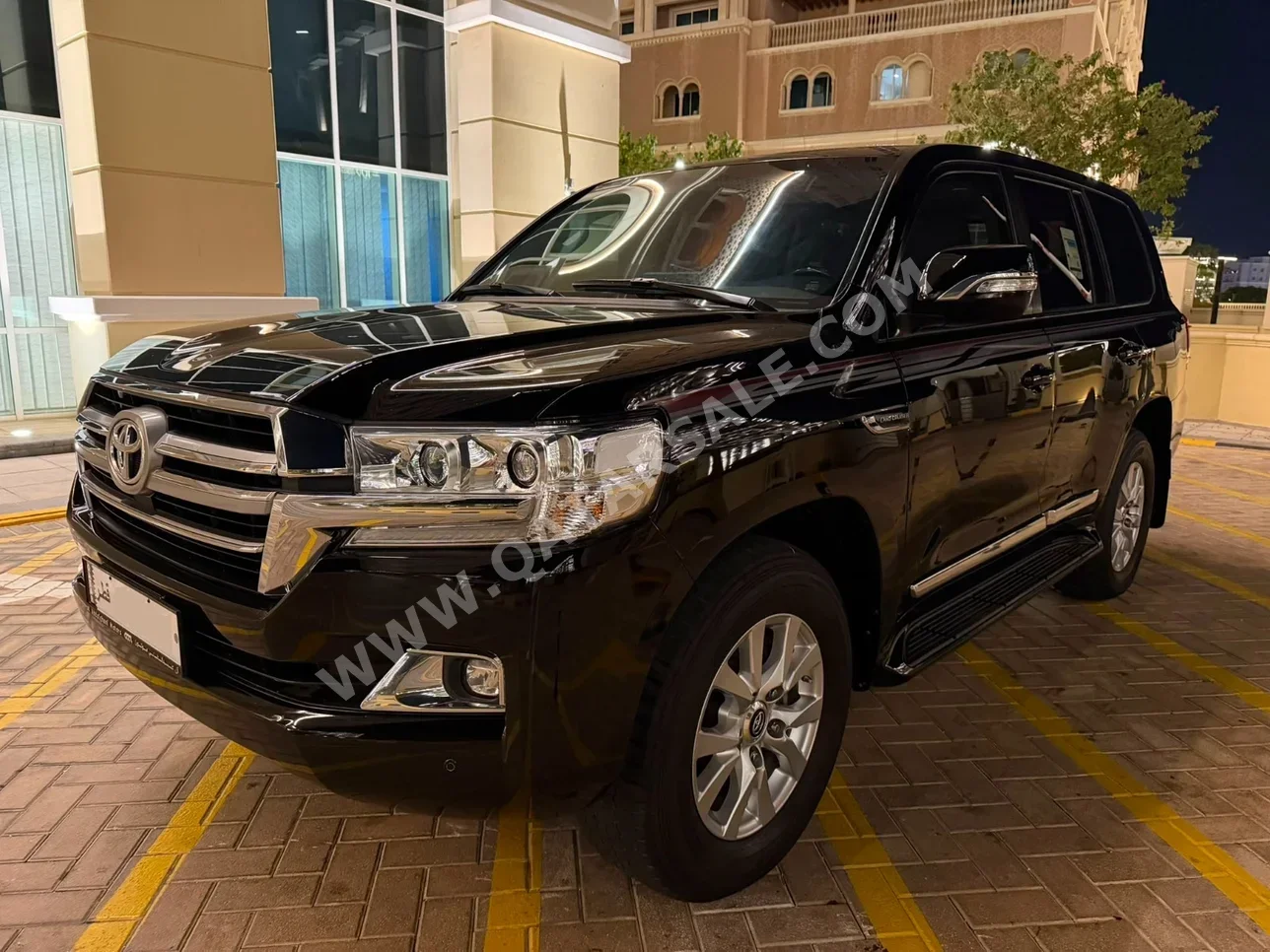 Toyota Land Cruiser GXR 2020 Automatic 210,000 Km 6 Cylinder Four Wheel Drive (4WD) SUV Black