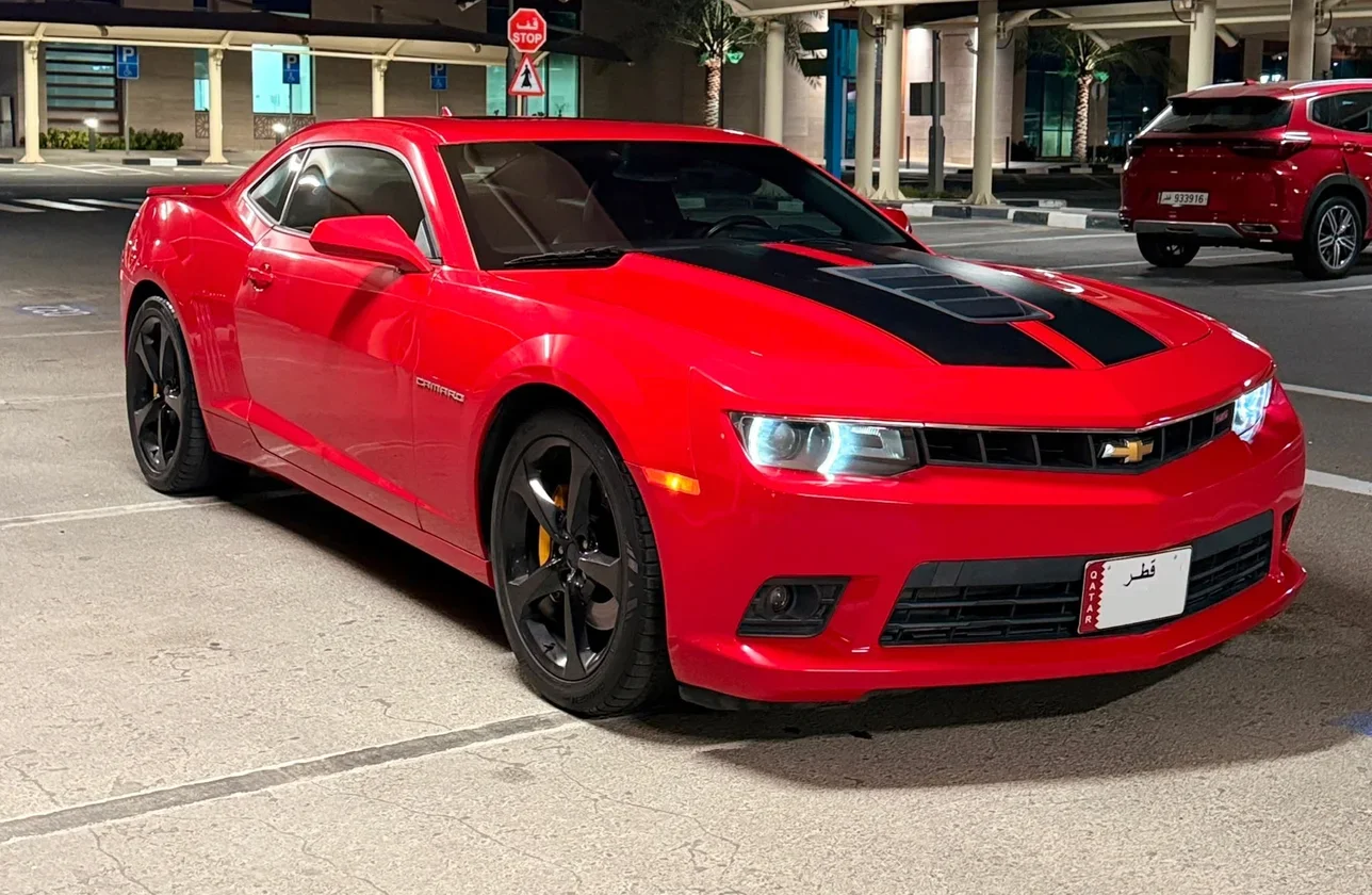 Chevrolet Camaro SS 2015 Automatic 128,000 Km 8 Cylinder Rear Wheel Drive (RWD) Coupe / Sport Red