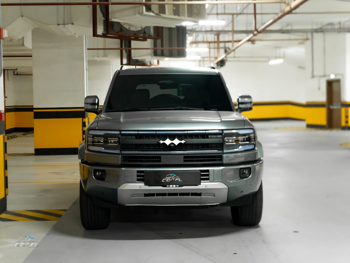 BYD  Leopard 5  Ultra 5  2025  Automatic  45,000 Km  4 Cylinder  All Wheel Drive (AWD)  SUV  Silver