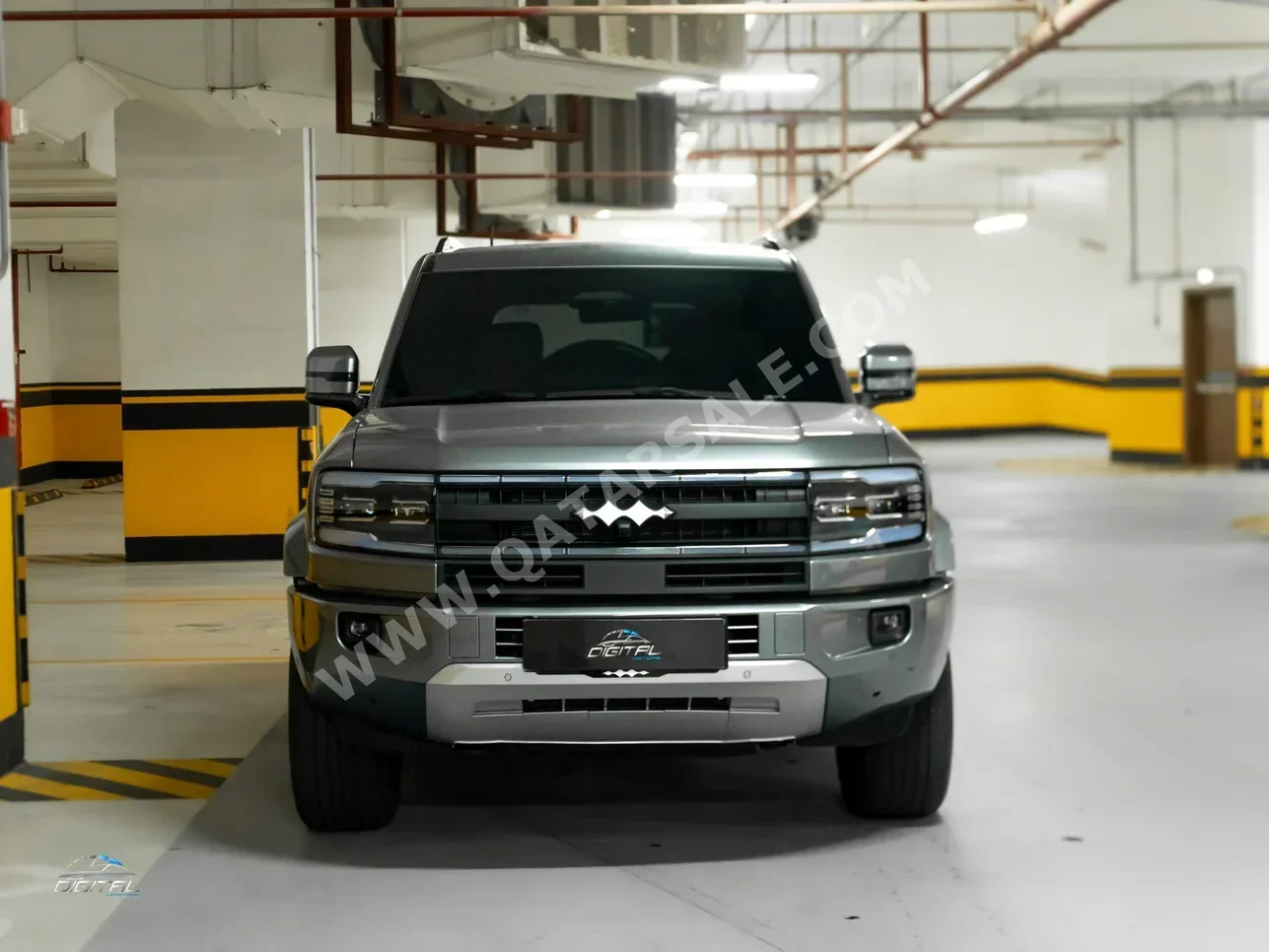 BYD Leopard 5 Ultra 5 2025 Automatic 45,000 Km 4 Cylinder All Wheel Drive (AWD) SUV Silver