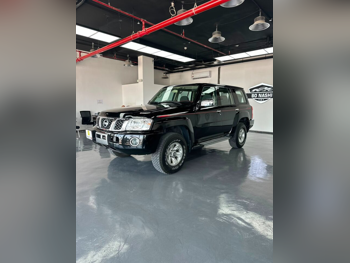 Nissan  Patrol  Safari  2023  Automatic  40,000 Km  6 Cylinder  Four Wheel Drive (4WD)  SUV  Black