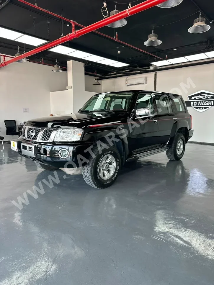 Nissan Patrol Safari 2023 Automatic 40,000 Km 6 Cylinder Four Wheel Drive (4WD) SUV Black