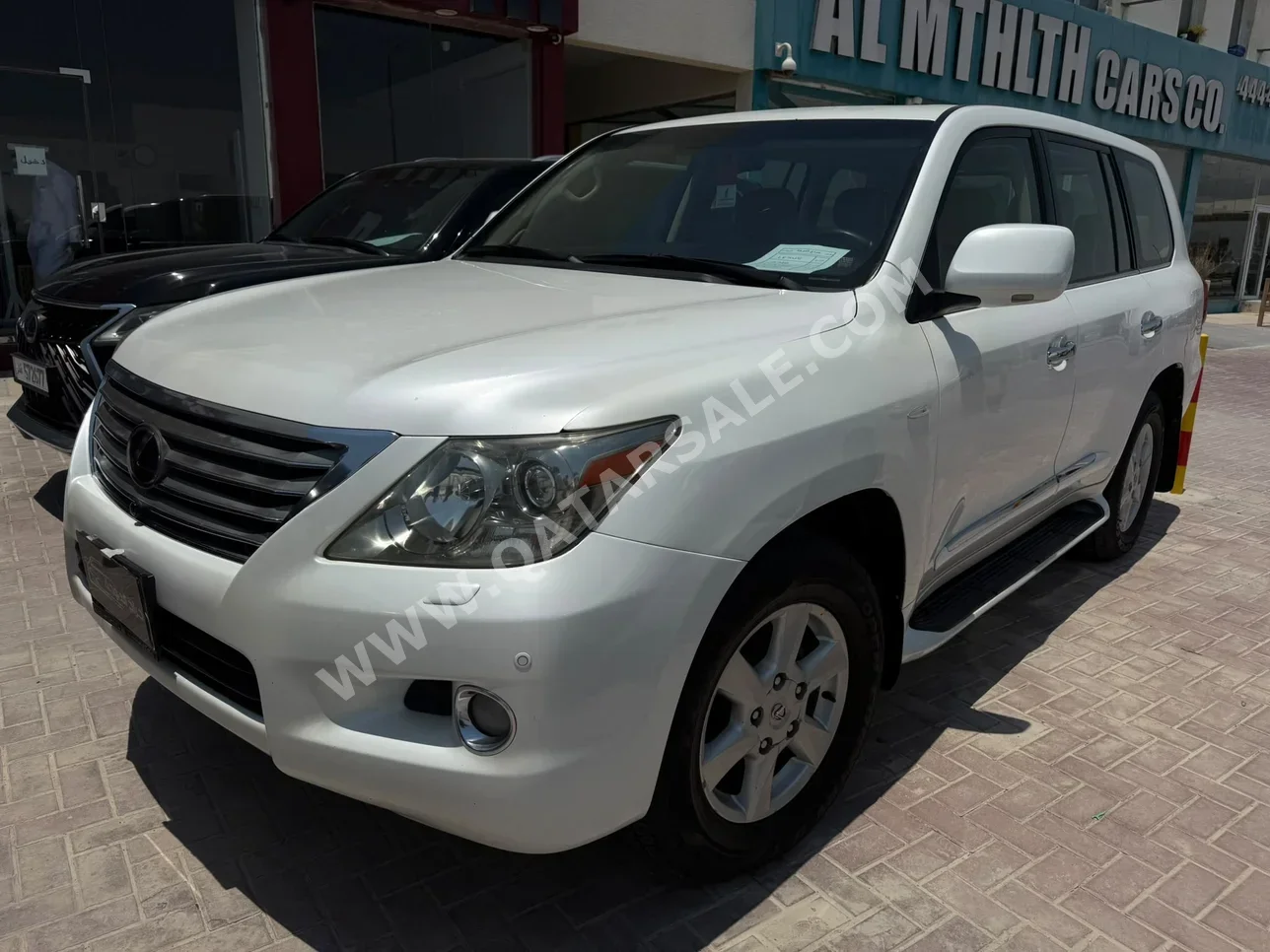 Lexus LX 570 2010 Automatic 527,000 Km 8 Cylinder Four Wheel Drive (4WD) SUV White