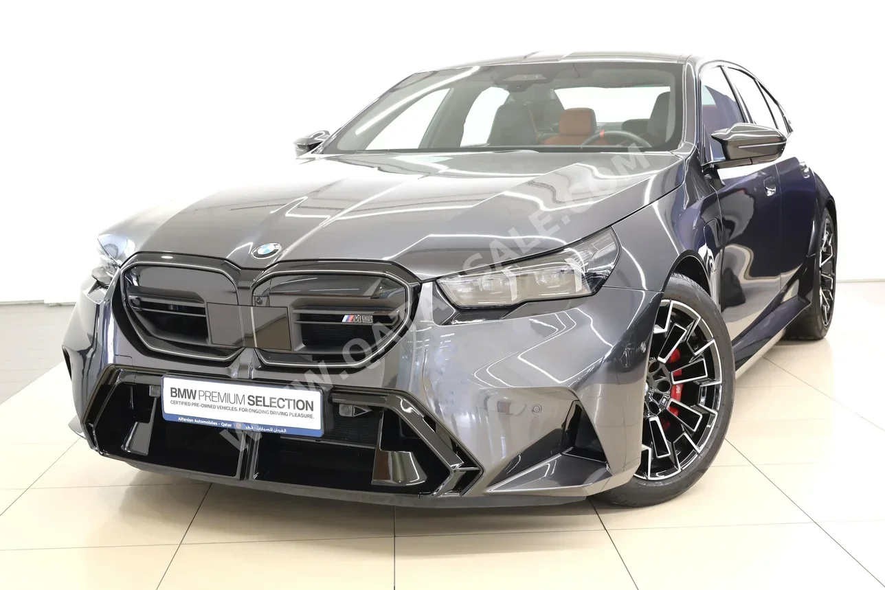 BMW M-Series 5 2026 Automatic 9,000 Km 8 Cylinder Rear Wheel Drive (RWD) Sedan Gray With Warranty