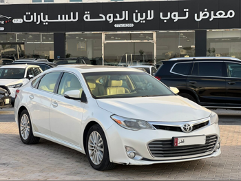 Toyota  Avalon  Limited  2013  Automatic  252,000 Km  6 Cylinder  Front Wheel Drive (FWD)  Sedan  White